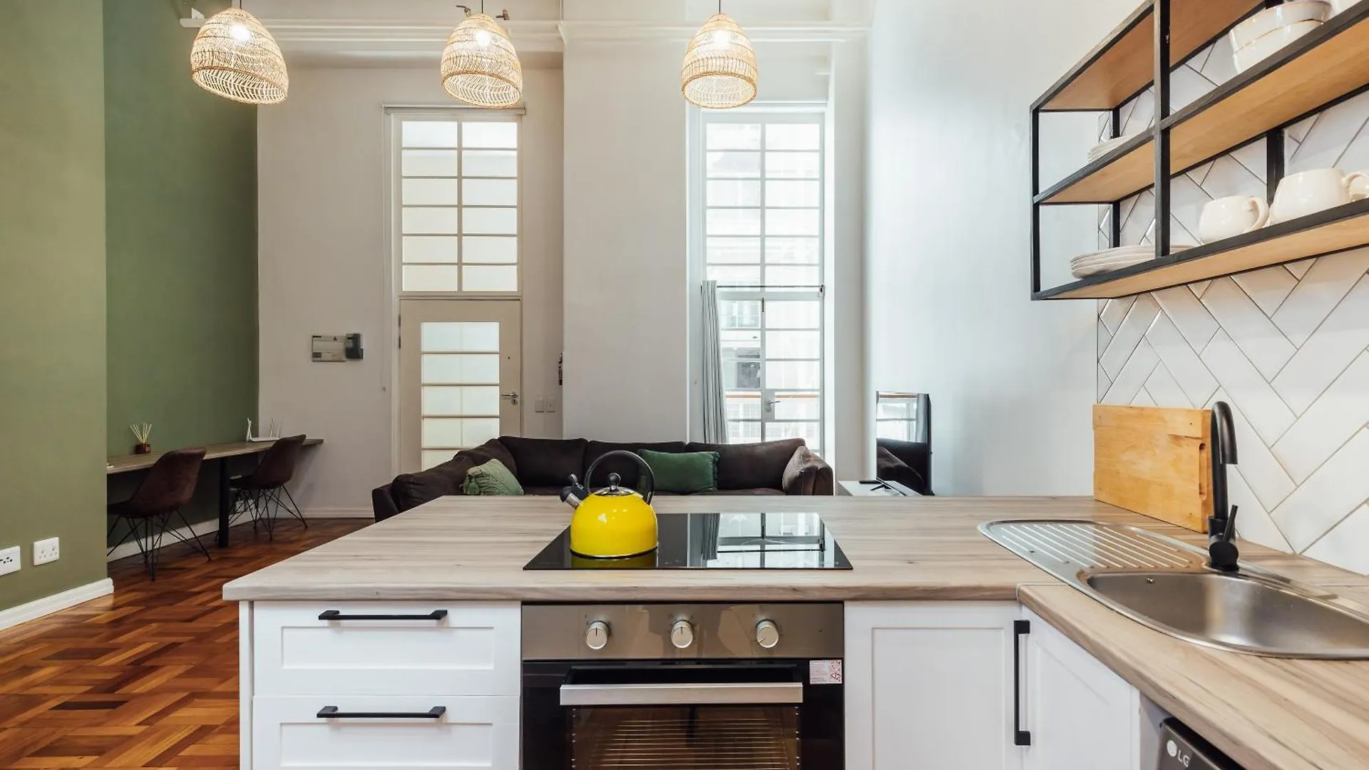 Drieks' Place Cape Town Daire